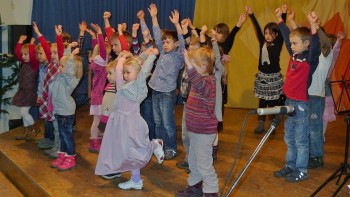 Tanz der Musikgarten-Kinder