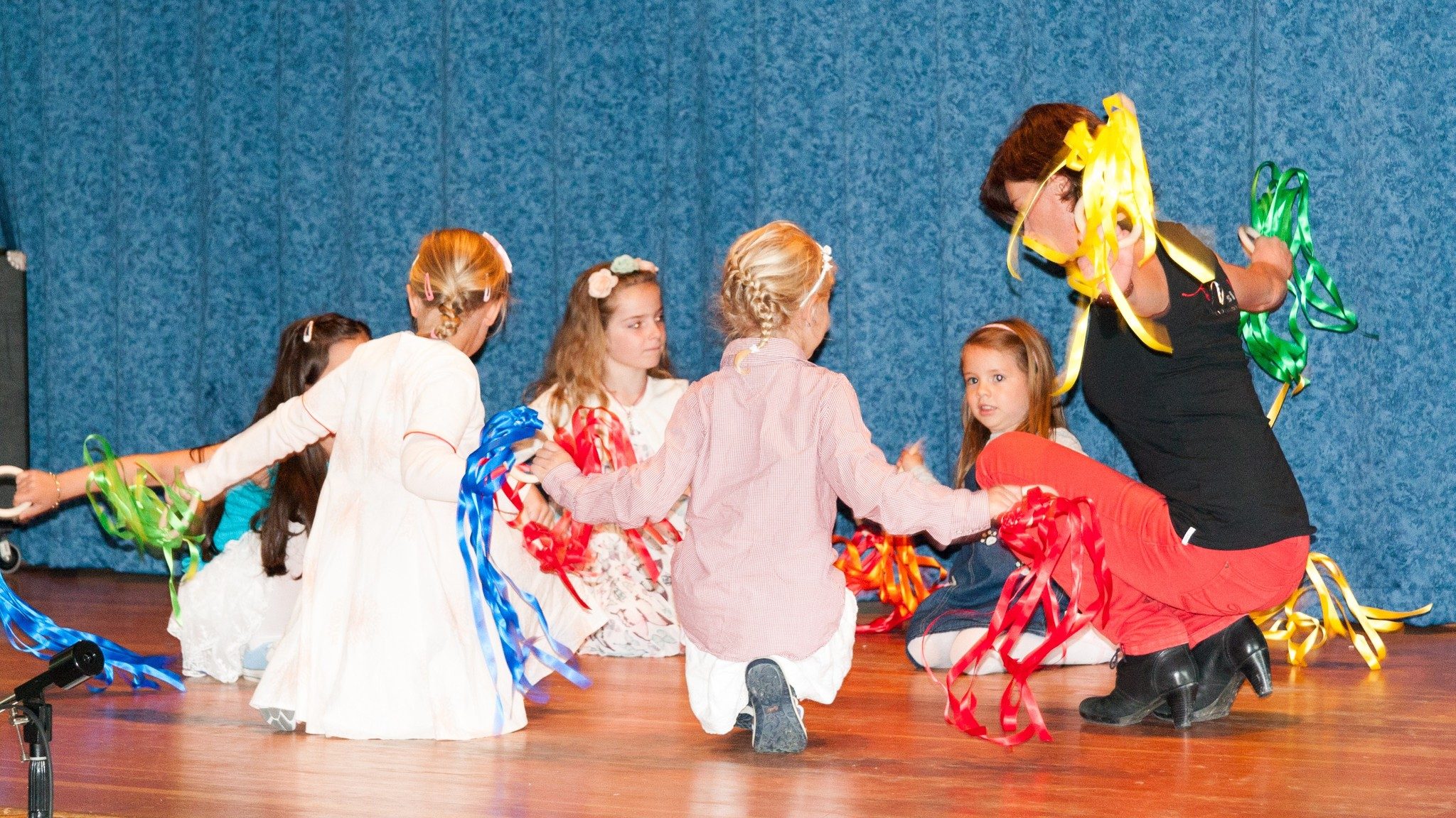 Klangreise zum Tag der Musik: Die Musimo-Kinder zeigen einen rhythmischen Tanz